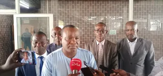 cote-divoire-les-libraires-sinsurgent-contre-la-vente-de-livres-et-fascicules-dans-les-ecoles